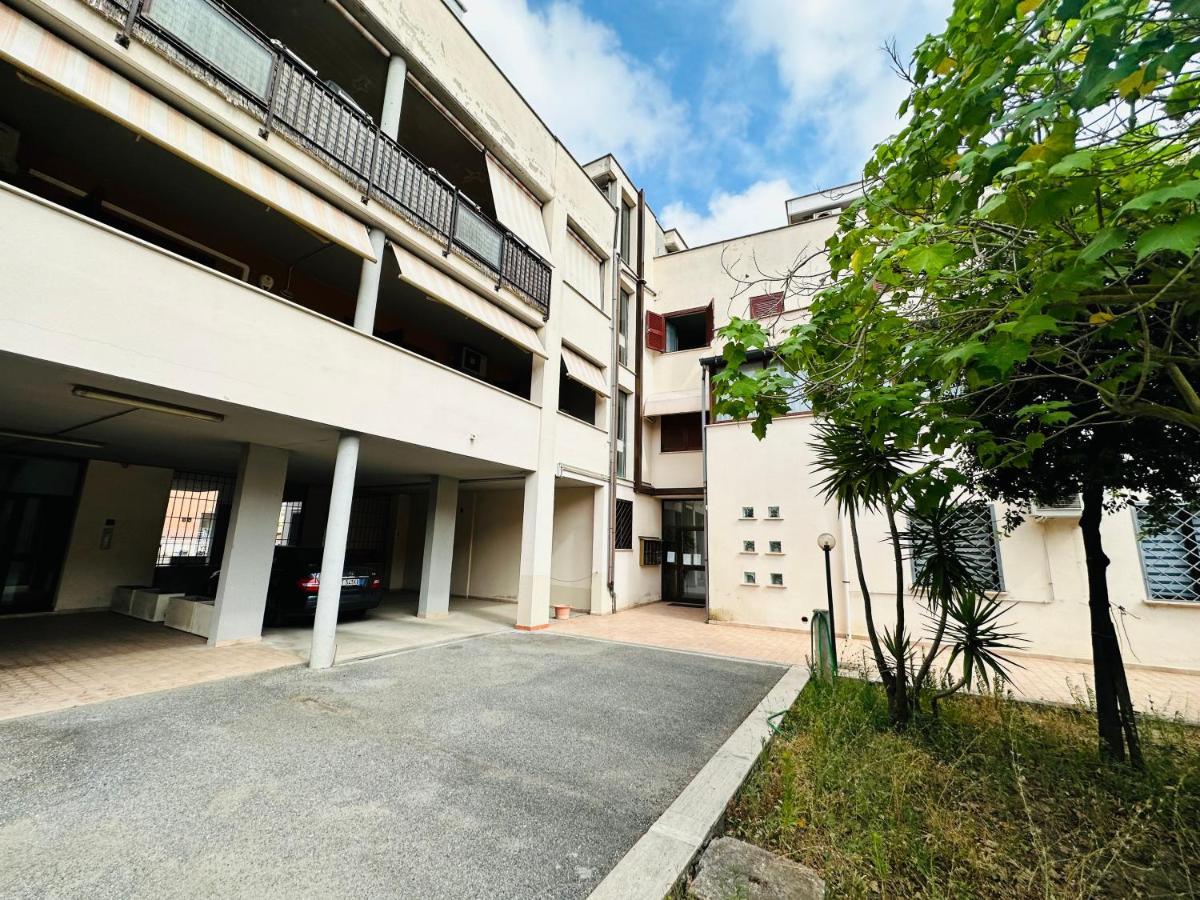 Appartement Relax Mariotti à Fiumicino Extérieur photo